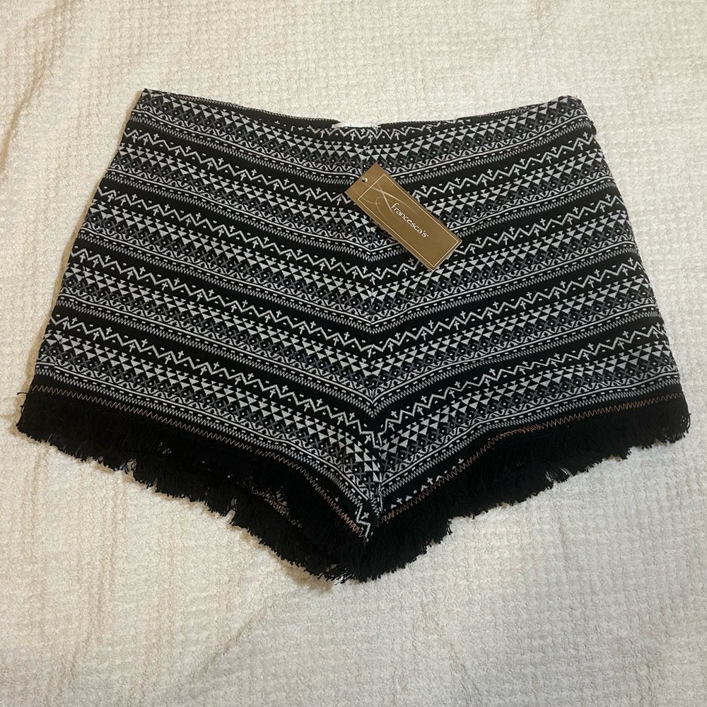 NWT Francesca’s Black & White Aztec Fringe Knit Shorts — Size M